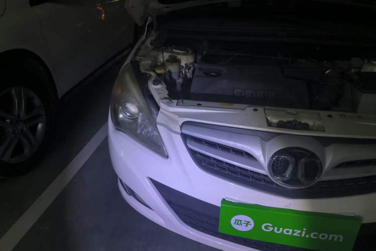 Used BAIC E Series 2012 Hatchback 1.5L Automatic Leshang Version Right Front Headlight