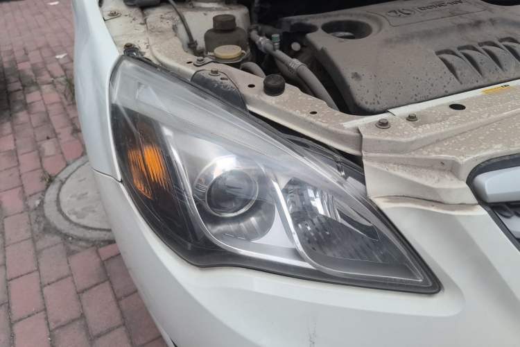 Used BAIC E Series 2012 Hatchback 1.3L Manual Liking Edition Right Front Headlight