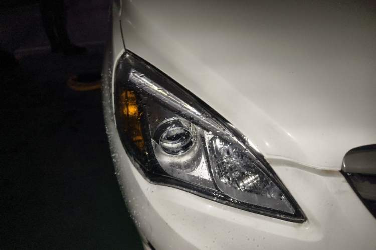 Used BAIC E Series 2012 Hatchback 1.5L Manual Leshang Version Right Front Headlight