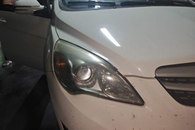 Used BAIC E Series 2012 Hatchback 1.5L Manual Leshang Version Right Front Headlight