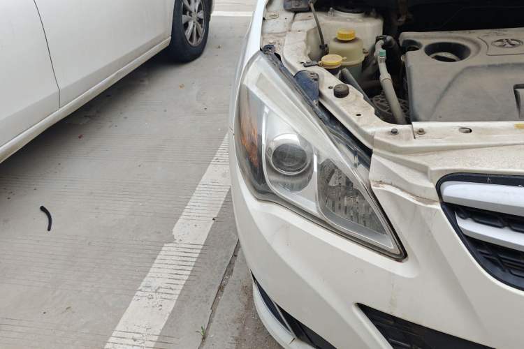 Used BAIC E Series 2012 Hatchback 1.3L Manual Liking Edition Right Front Headlight