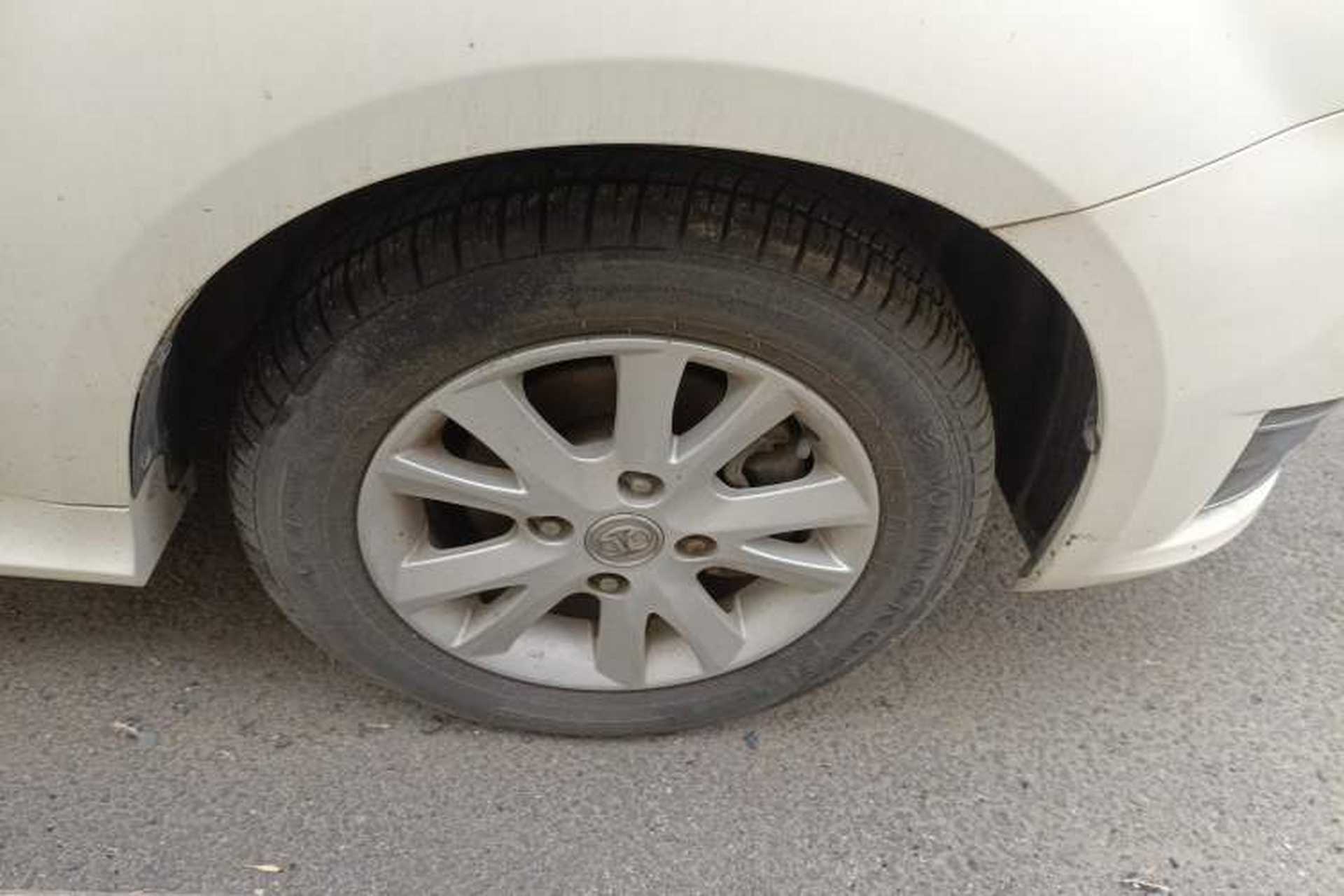Used BAIC E Series 2012 Hatchback 1.5L Manual Leshang Version Right Front Wheel Hub