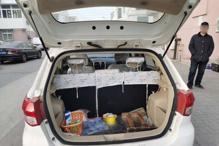 Used BAIC E Series 2012 Hatchback 1.5L Automatic Leshang Version Trunk