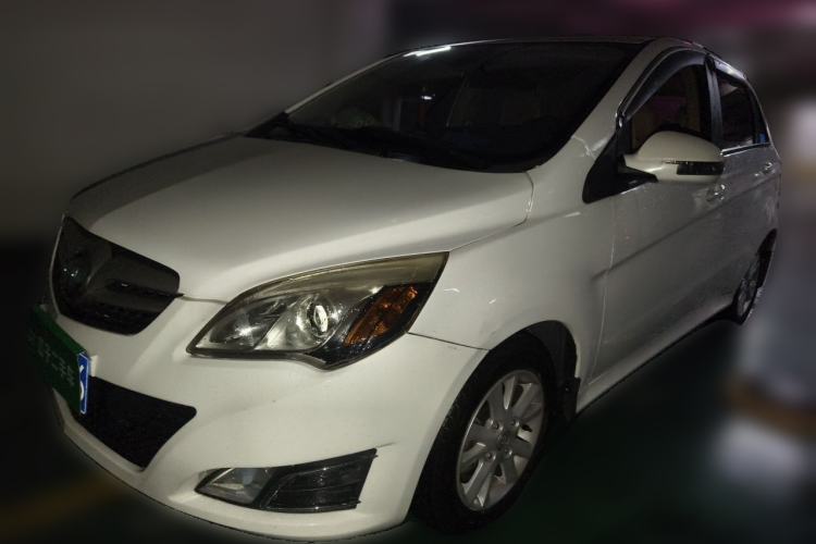 Used BAIC E Series 2012 Hatchback 1.5L Manual Leshang Version Guazi used car, China used car export, Used car for sale, Used cars, Cheapest cars for sale