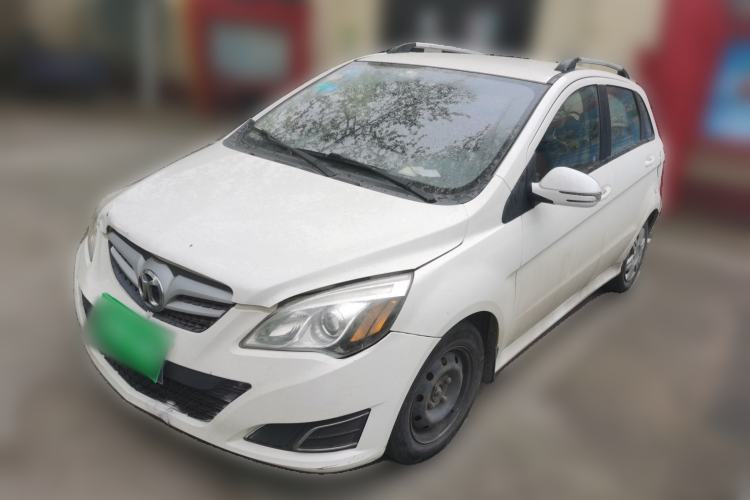 Used BAIC E Series 2012 Hatchback 1.3L Manual Liking Edition Guazi used car, China used car export, Used car for sale, Used  cars, Cheapest cars for sale