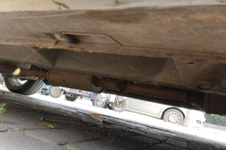Used BAIC E Series 2012 Hatchback 1.5L Manual Leshang Version Chassis Front Right