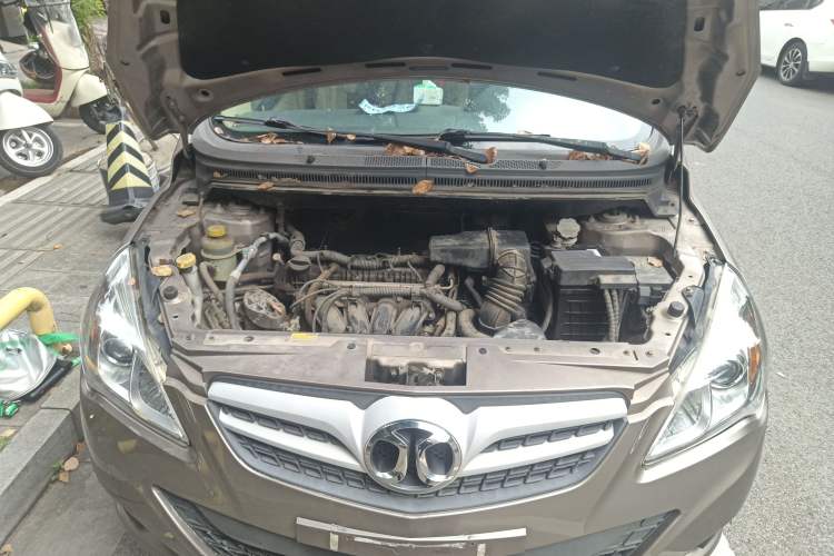 Used BAIC E Series 2012 Hatchback 1.5L Automatic Leshang Version Engine Bay