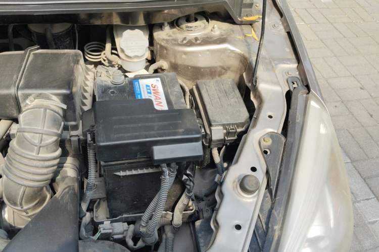 Used BAIC E Series 2012 Hatchback 1.5L Manual Leshang Version Engine Bay Left