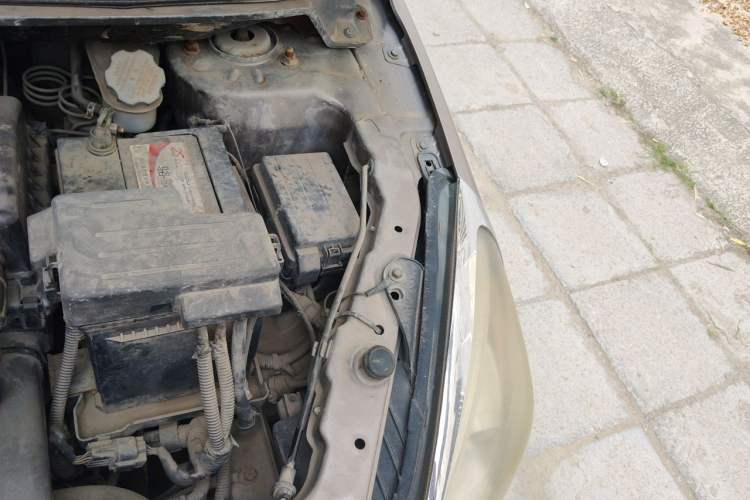 Used BAIC E Series 2012 Hatchback 1.5L Manual Leshang Version Engine Bay Left