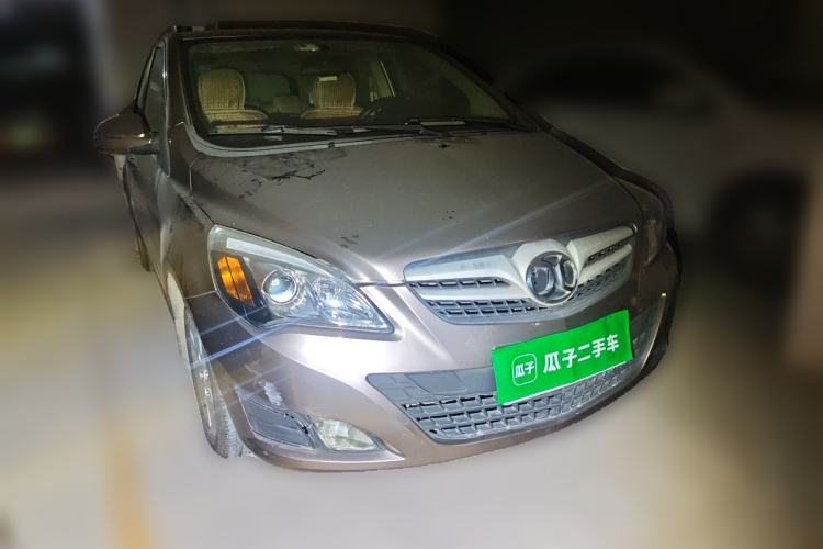 Used BAIC E Series 2012 Hatchback 1.5L Manual Leshang Version Front Right 45 Deg