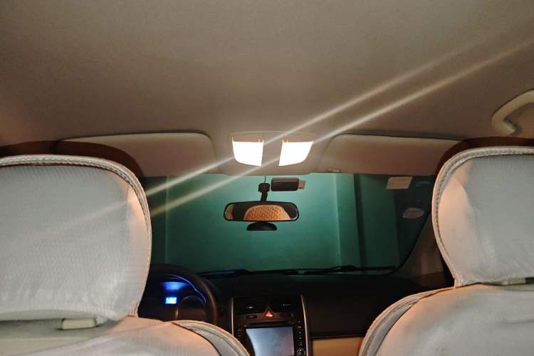 Used BAIC E Series 2012 Hatchback 1.5L Manual Leshang Version Headliner