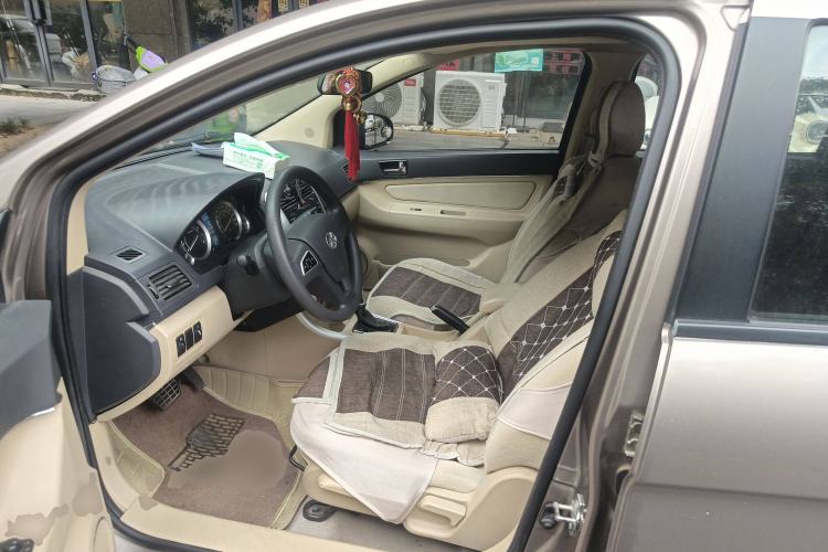 Used BAIC E Series 2012 Hatchback 1.5L Automatic Leshang Version Left Front Seat