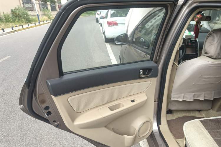 Used BAIC E Series 2012 Hatchback 1.5L Automatic Leshang Version Left Rear Door Interior