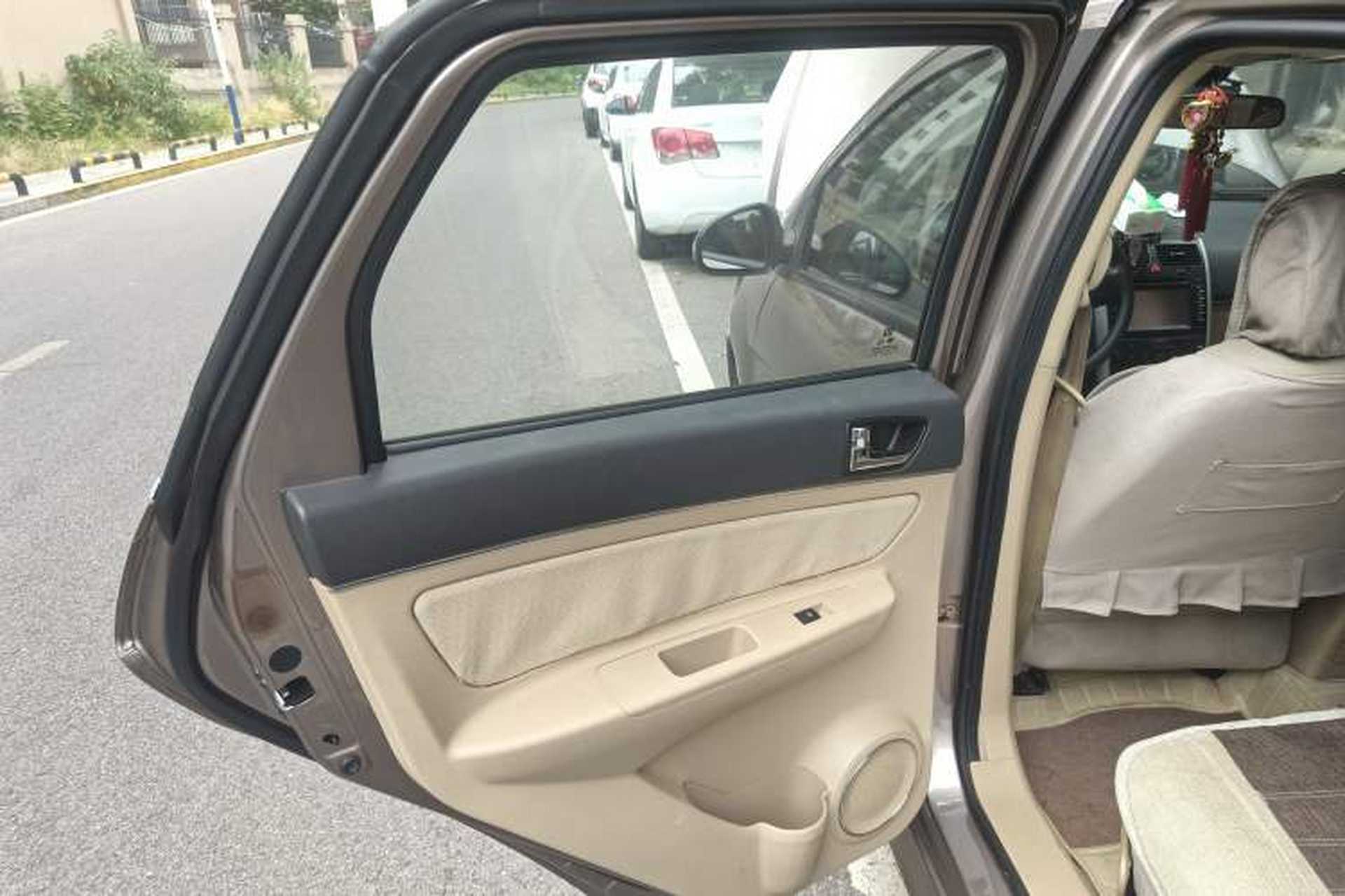 Used BAIC E Series 2012 Hatchback 1.5L Automatic Leshang Version Left Rear Door Interior