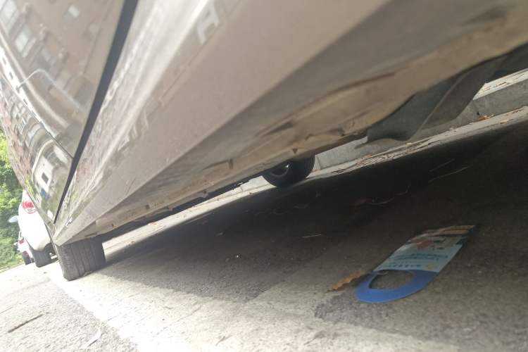 Used BAIC E Series 2012 Hatchback 1.5L Automatic Leshang Version Left Side Sill