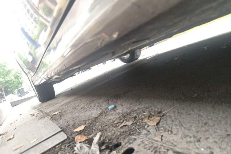 Used BAIC E Series 2012 Hatchback 1.5L Automatic Leshang Version Right Side Sill