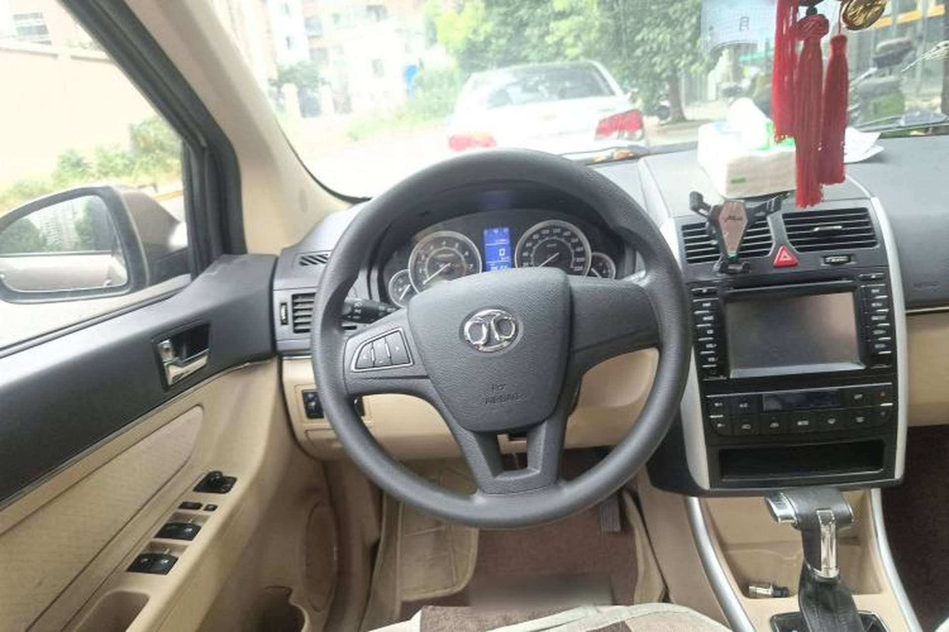 Used BAIC E Series 2012 Hatchback 1.5L Automatic Leshang Version Steering Wheel
