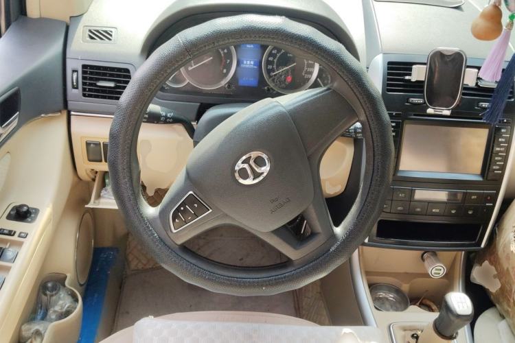 Used BAIC E Series 2012 Hatchback 1.5L Manual Leshang Version Steering Wheel