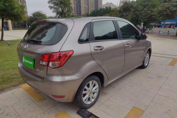 Used BAIC E Series 2013 Hatchback 1.5L Automatic Lotte Edition Exterior 3