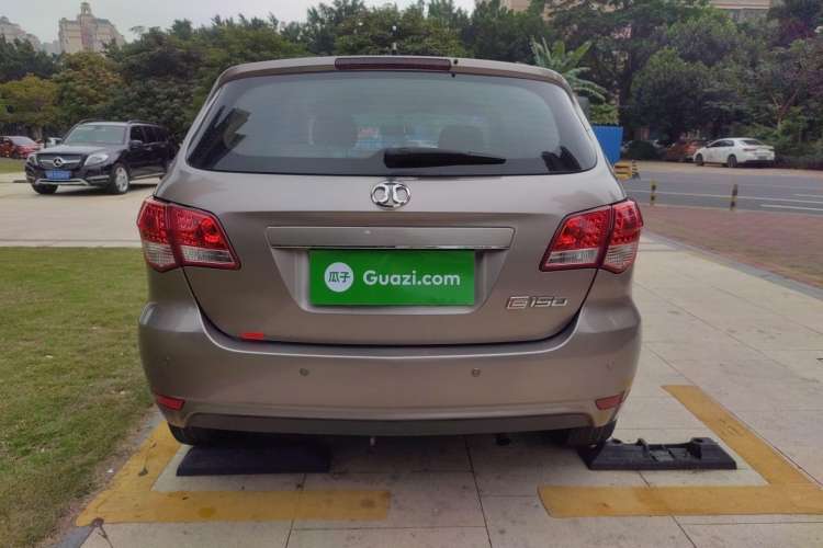 Used BAIC E Series 2013 Hatchback 1.5L Automatic Lotte Edition Exterior 4