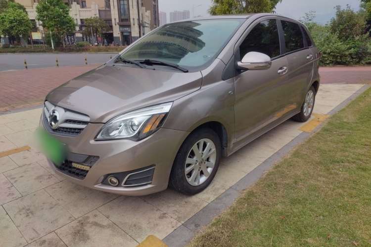 Used BAIC E Series 2013 Hatchback 1.5L Automatic Lotte Edition Exterior 7