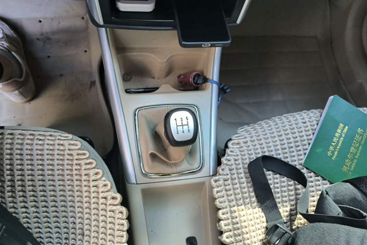 Used BAIC E Series 2013 Sedan 1.3L Manual Special Offer Edition Gear Lever