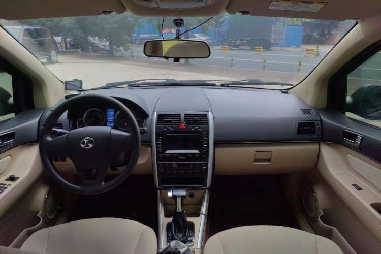 Used BAIC E Series 2013 Hatchback 1.5L Automatic Lotte Edition Interior 3