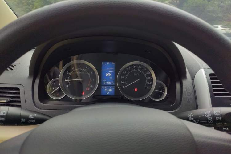 Used BAIC E Series 2013 Hatchback 1.5L Automatic Lotte Edition Interior 8