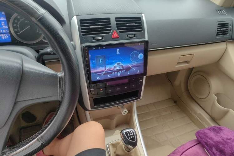 Used BAIC E Series 2013 Hatchback 1.5L Manual Lotte Edition Audio And AC Panel