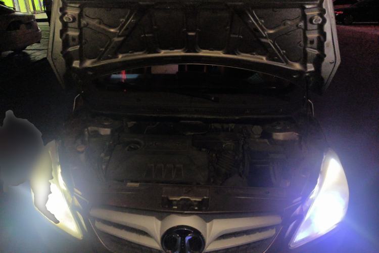 Used BAIC E Series 2013 Sedan 1.5L Manual Lotte Edition Engine Bay