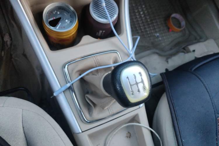 Used BAIC E Series 2013 Sedan 1.5L Manual Lotte Edition Gear Lever