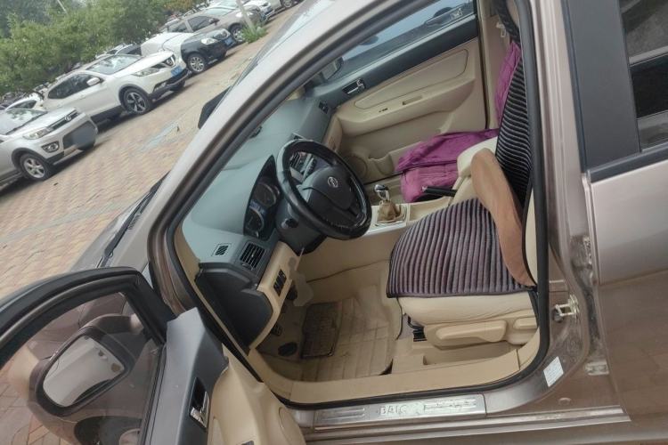 Used BAIC E Series 2013 Hatchback 1.5L Manual Lotte Edition Left Front Seat
