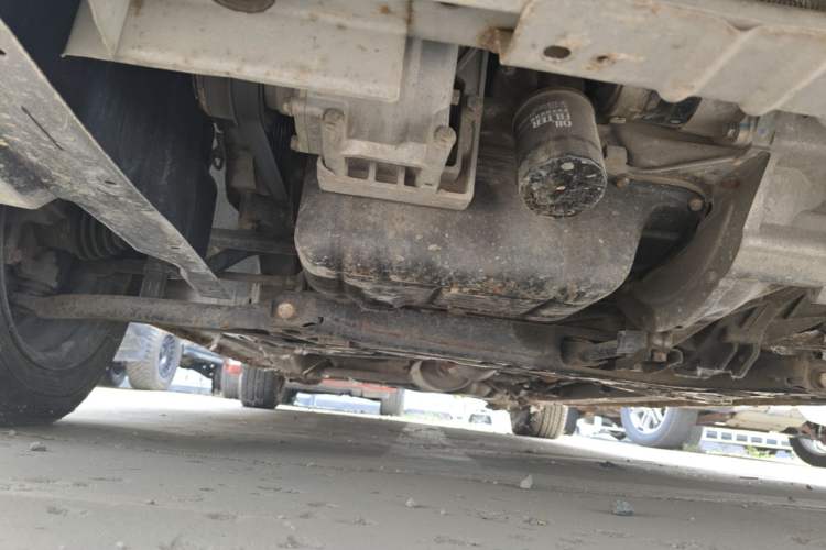 Used BAIC E Series 2013 Sedan 1.3L Manual Special Offer Edition Chassis Front Right