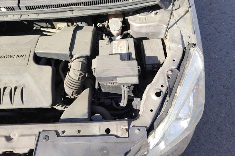 Used BAIC E Series 2013 Sedan 1.5L Manual Leshang Version Engine Bay Left