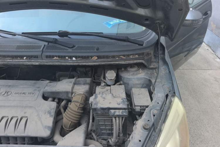 Used BAIC E Series 2013 Hatchback 1.5L Manual Lotte Edition Engine Bay Left