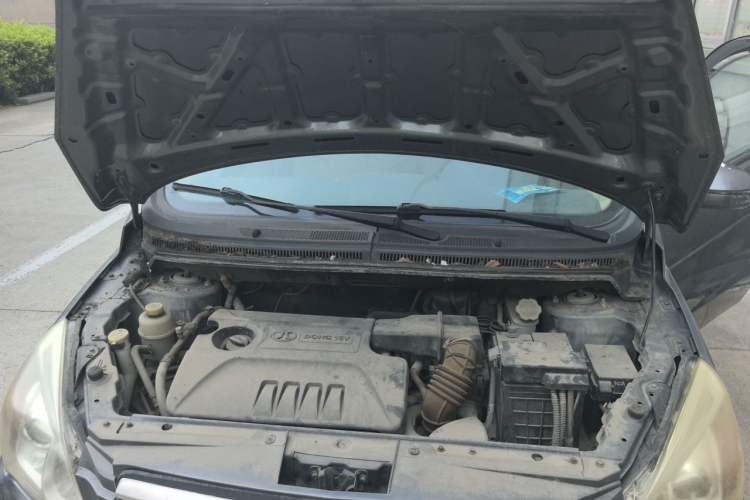 Used BAIC E Series 2013 Hatchback 1.5L Manual Lotte Edition Engine Bay