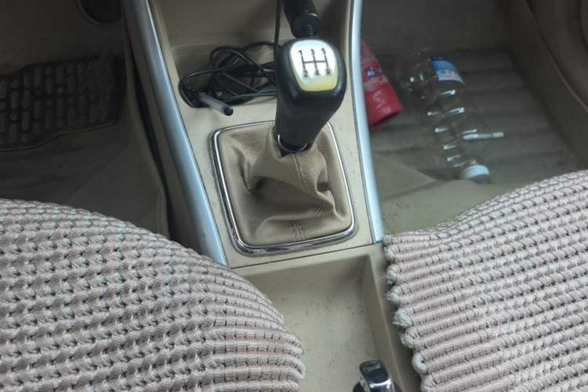 Used BAIC E Series 2013 Hatchback 1.5L Manual Lotte Edition Gear Lever
