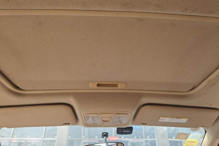 Used BAIC E Series 2013 Sedan 1.3L Manual Special Offer Edition Headliner