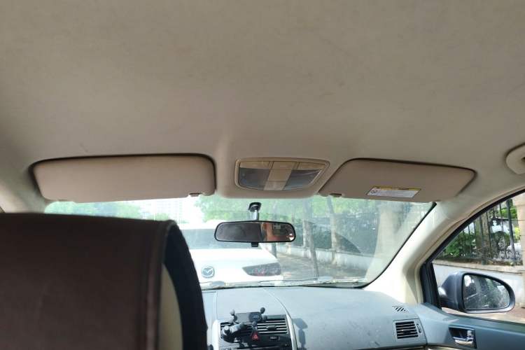 Used BAIC E Series 2013 Hatchback 1.5L Automatic Lotte Edition Headliner