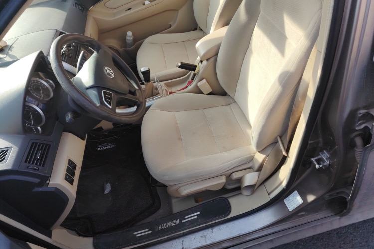 Used BAIC E Series 2013 Sedan 1.5L Manual Leshang Version Left Front Seat