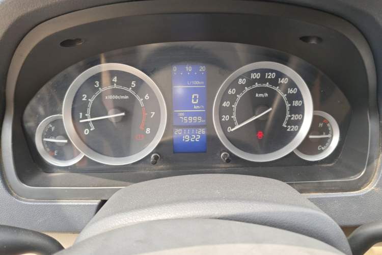 Used BAIC E Series 2013 Sedan 1.3L Manual Special Offer Edition Odometer Close Up