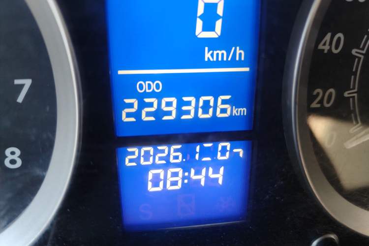 Used BAIC E Series 2013 Sedan 1.5L Manual Leshang Version Odometer Close Up