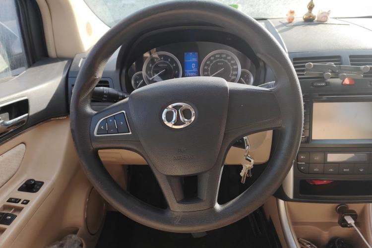 Used BAIC E Series 2013 Sedan 1.5L Manual Leshang Version Steering Wheel