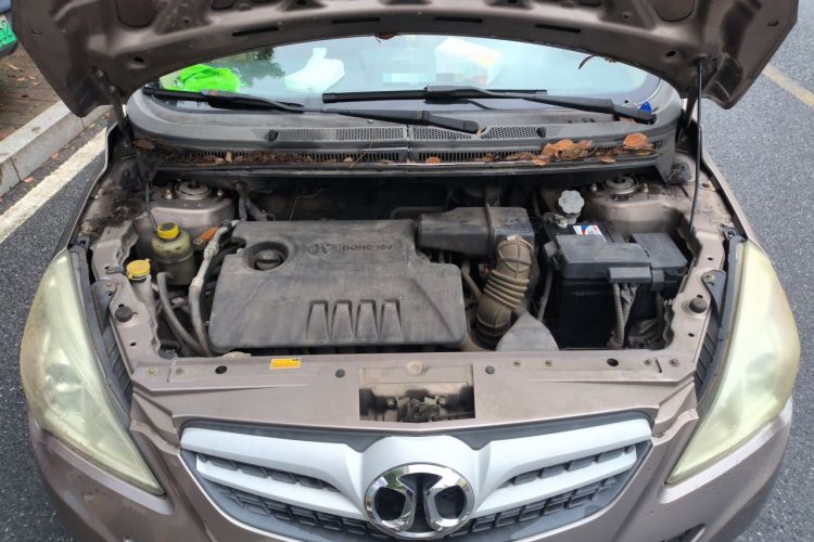 Used BAIC E Series 2013 Sedan 1.3L Manual Special Offer Edition Engine Bay