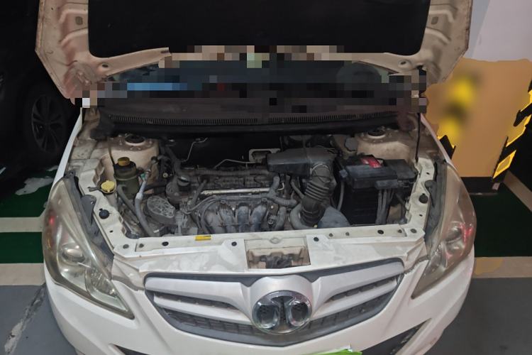 Used BAIC E Series 2013 Hatchback 1.5L Automatic Lotte Edition Engine Bay