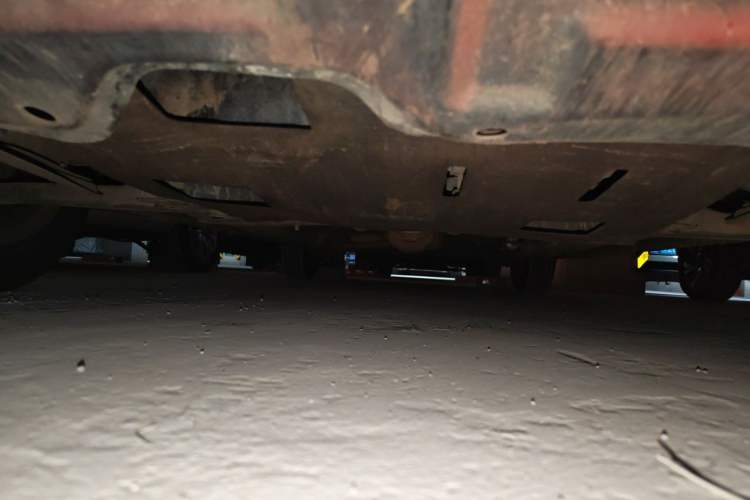 Used BAIC E Series 2013 Sedan 1.3L Manual Special Offer Edition Chassis Front