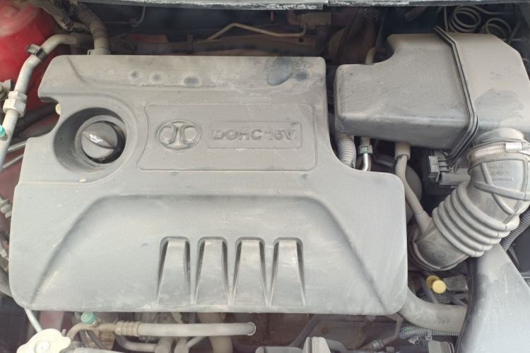 Used BAIC E Series 2013 Sedan 1.5L Automatic Lotte Edition Engine Bay