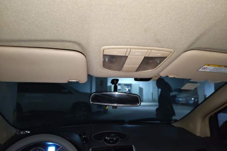 Used BAIC E Series 2013 Sedan 1.3L Manual Special Offer Edition Headliner