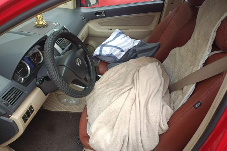 Used BAIC E Series 2013 Sedan 1.5L Automatic Lotte Edition Left Front Seat