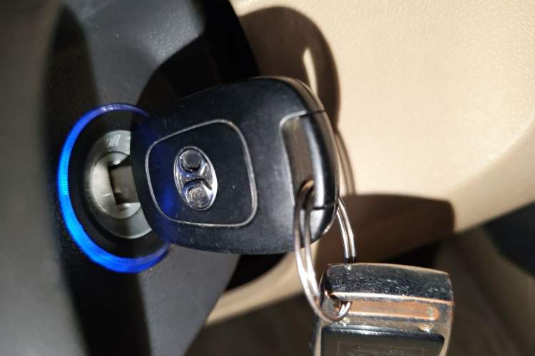 Used BAIC E Series 2013 Sedan 1.3L Manual Special Offer Edition Vehicle Key